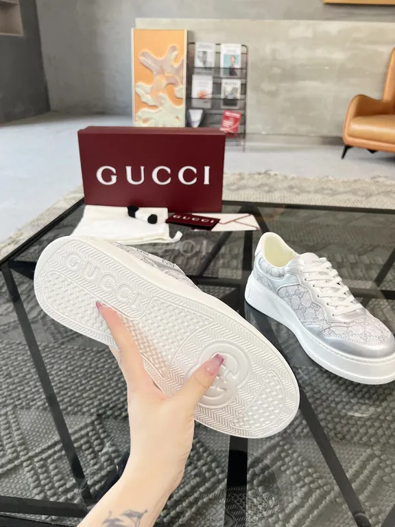 Gucci Shoe 